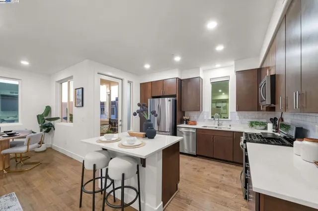 $849,900 | 1421 Nightshade Road, Unit 31, Milpitas, CA 95035