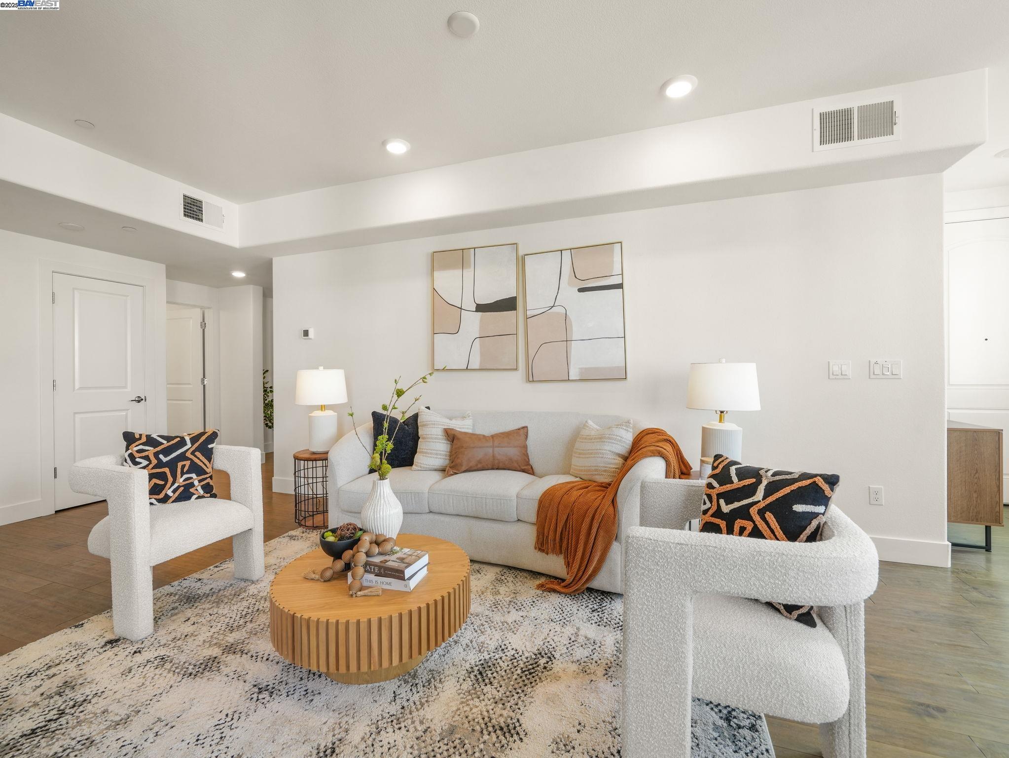 1421 Nightshade Road, Unit 31 Milpitas, CA 95035 - Photo 3 of 48