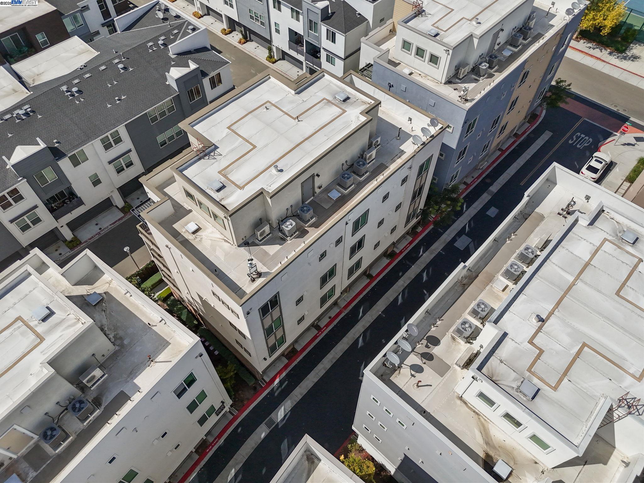 1421 Nightshade Road, Unit 31 Milpitas, CA 95035 - Photo 34 of 48