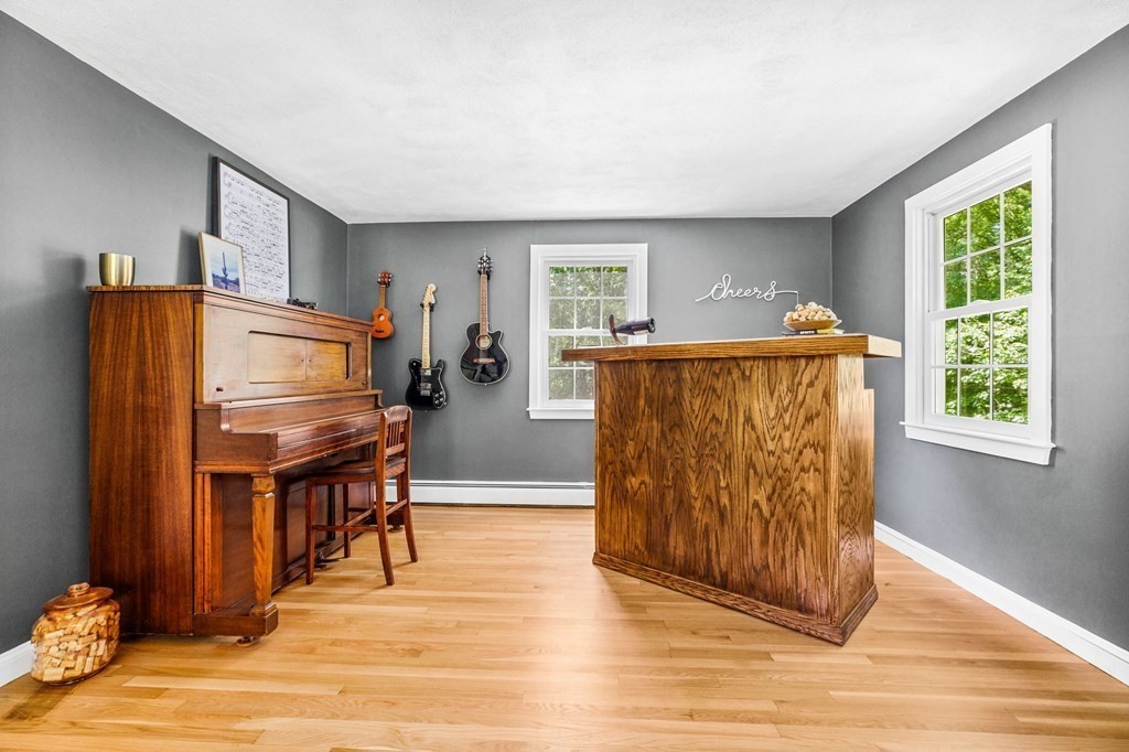 7 West Pine Drive Walpole, MA 02081 - Photo 11 of 35