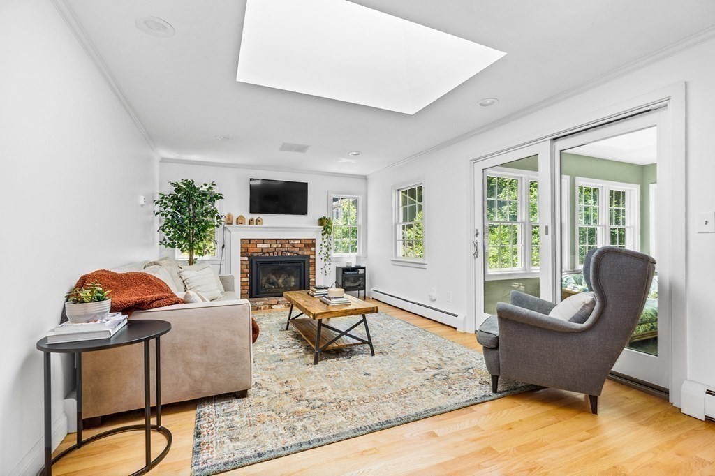 7 West Pine Drive Walpole, MA 02081 - Photo 13 of 35