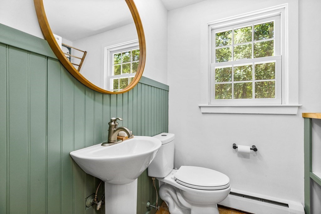 7 West Pine Drive Walpole, MA 02081 - Photo 16 of 35