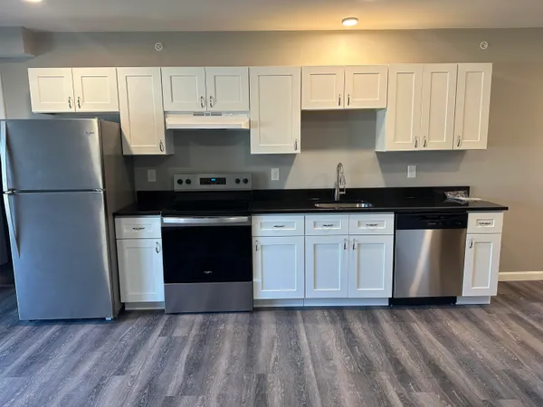$1,875 | 45 Monarch Way, Unit 204, Portsmouth, NH 03801