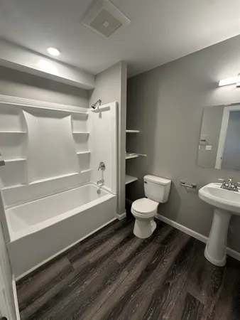 $1,875 | 45 Monarch Way, Unit 204, Portsmouth, NH 03801