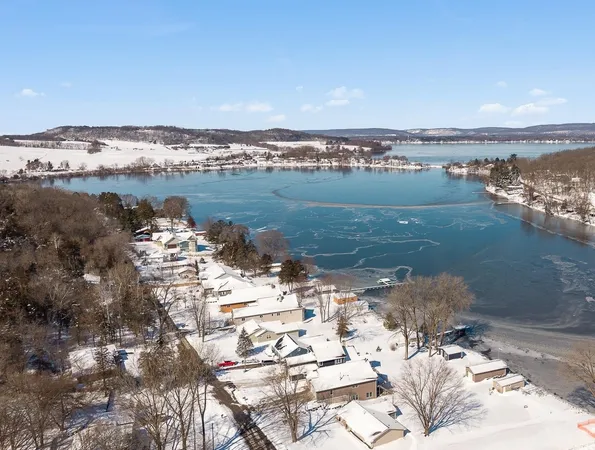 $1,250,000 | W11322 Red Cedar Drive, Lodi, WI 53555