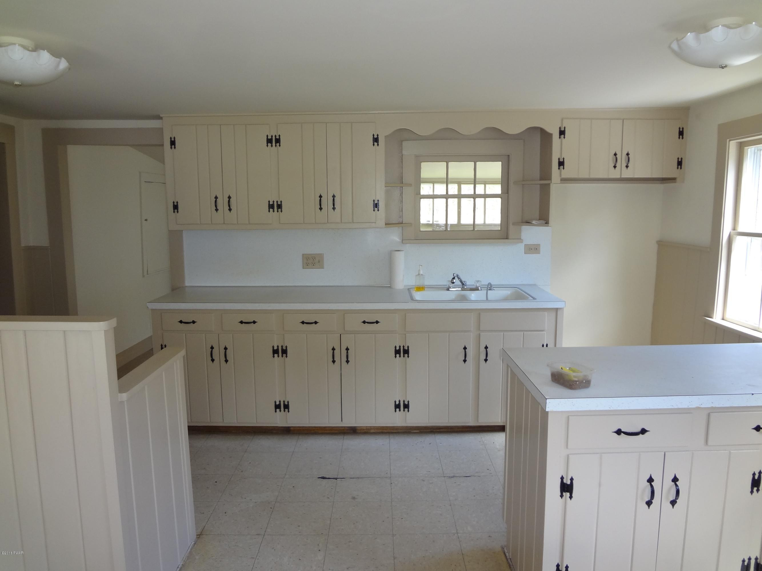 154 Hemlock Grove Road Greentown, PA 18426 - Photo 12 of 49