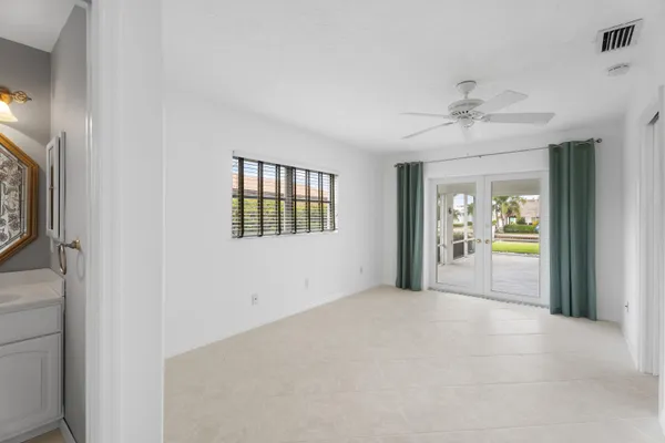 a view of livingroom with hardwood floor and ceiling fan