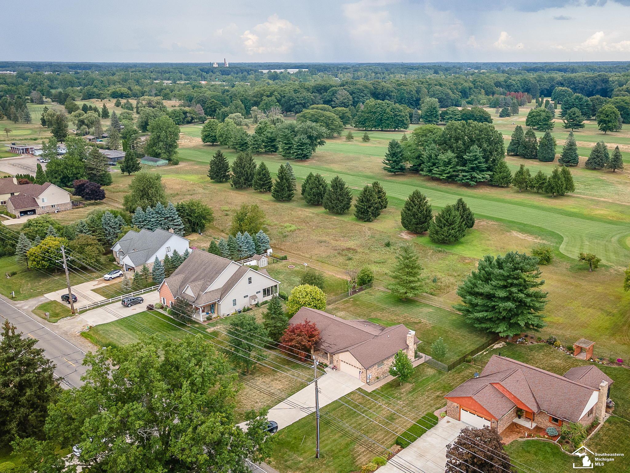 13296 Grafton Road Carleton, MI 48117 - Photo 37 of 44 Gallery Image 37