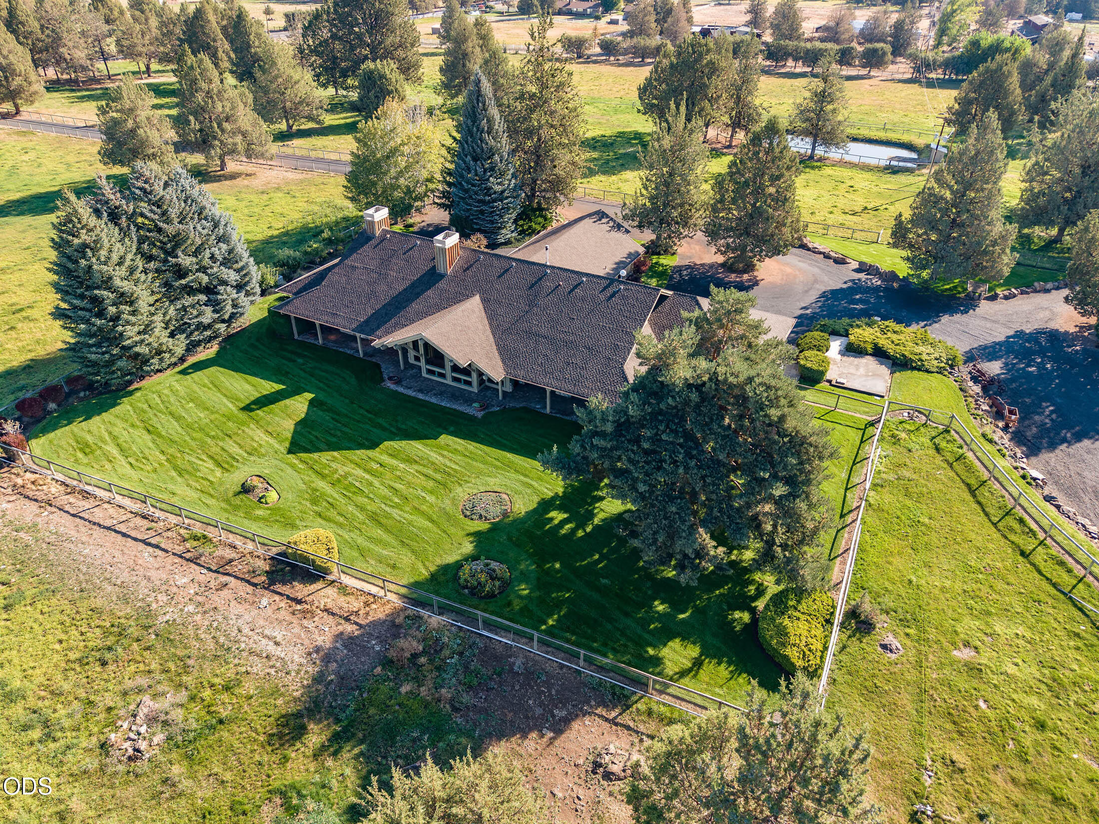 18975 Pinehurst Road Bend, OR 97703 - Photo 80 of 80 Gallery Image 80