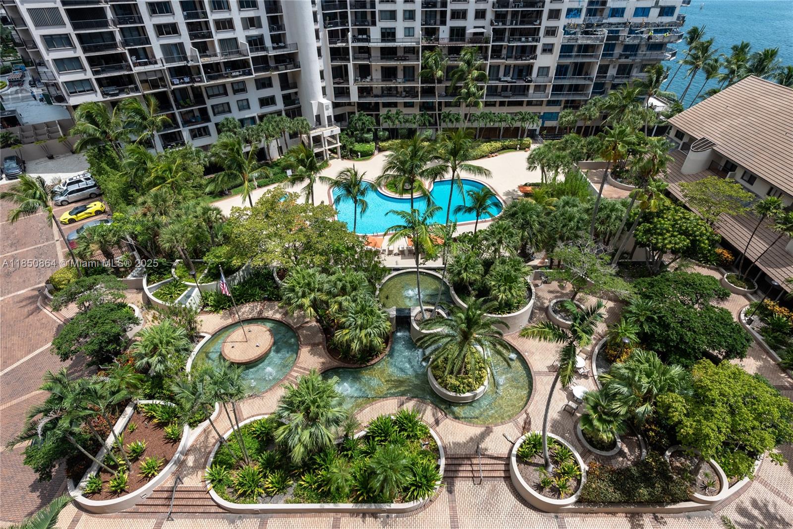 520 Brickell Key Drive, Unit A1102 Miami, FL 33131 - Photo 31 of 33 a view of an outdoor sitting area