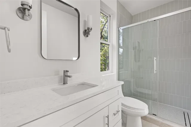 $4,995 | 613 Clifford Drive, Unit B, Austin, TX 78745