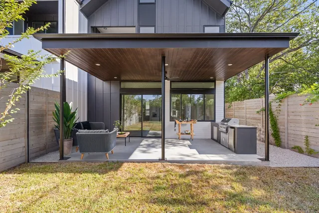 $4,995 | 613 Clifford Drive, Unit B, Austin, TX 78745