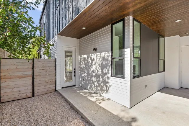 $4,995 | 613 Clifford Drive, Unit B, Austin, TX 78745