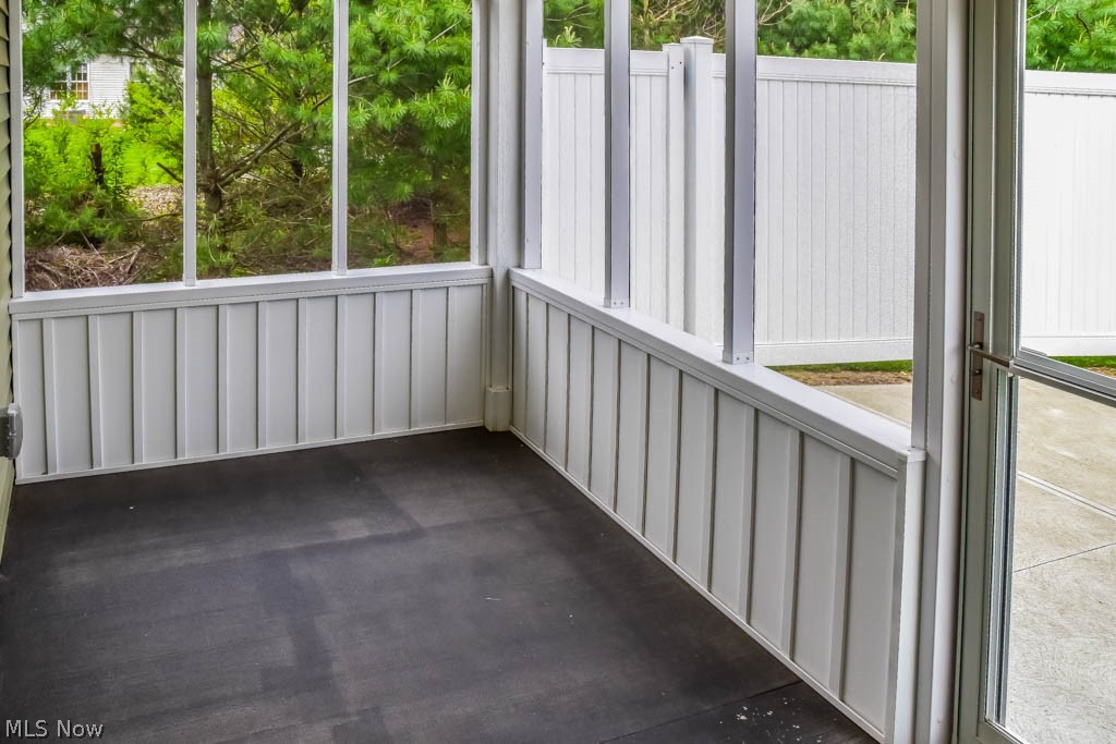 5785 Birmingham Road Northeast Canton, OH 44721 - Photo 17 of 21 Screened-in porch.