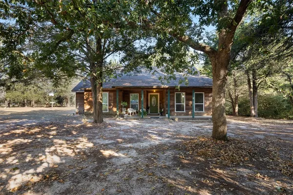 $389,999 | 116 Lost Lane, Bellville, TX 77418