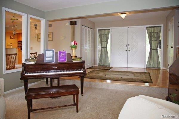 6316 Scully Road Dexter, MI 48130 - Photo 11 of 24 Foyer
