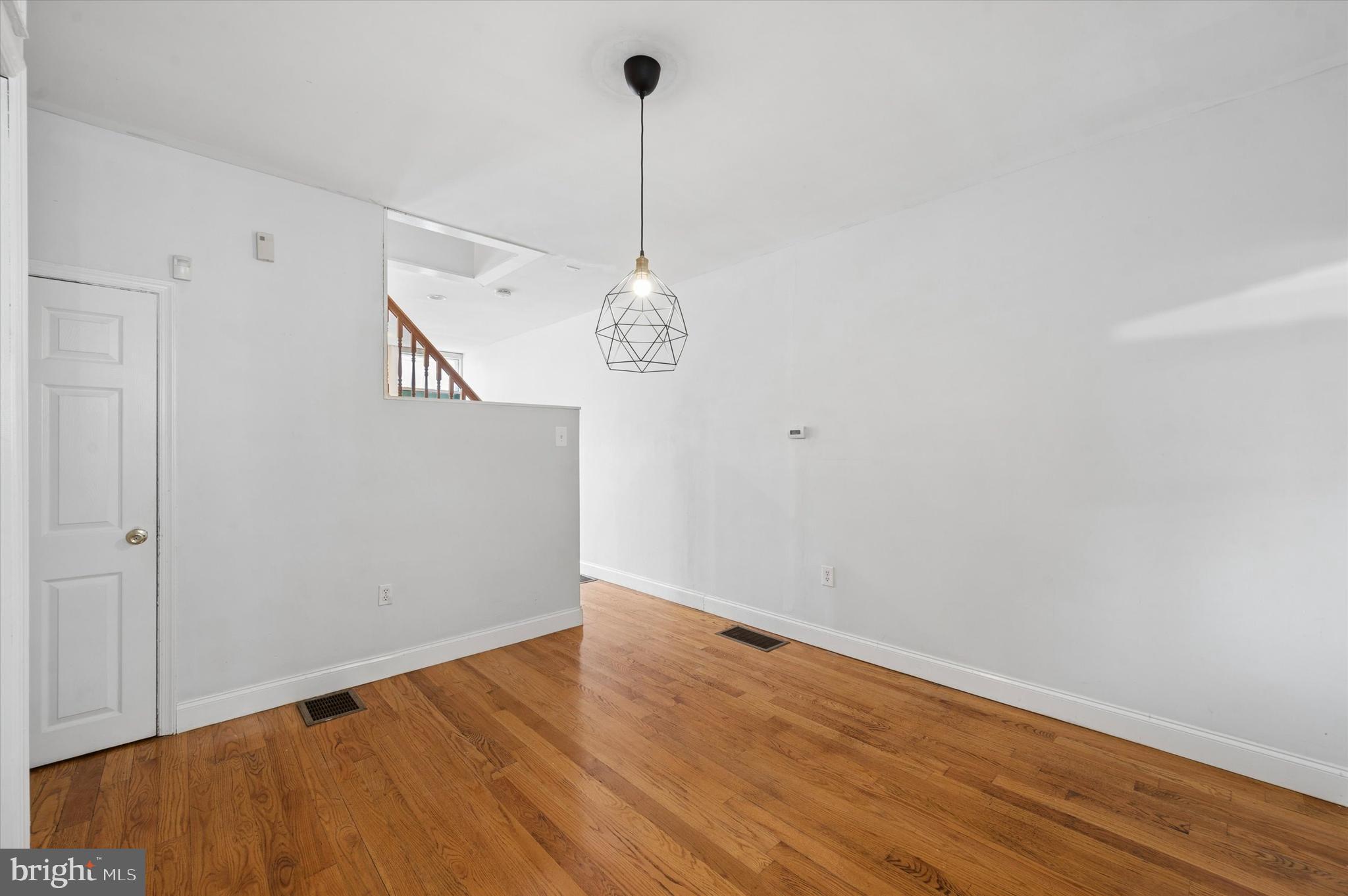 765 South Mole Street Philadelphia, PA 19146 - Photo 11 of 34