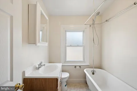 $384,900 | 765 South Mole Street, Philadelphia, PA 19146