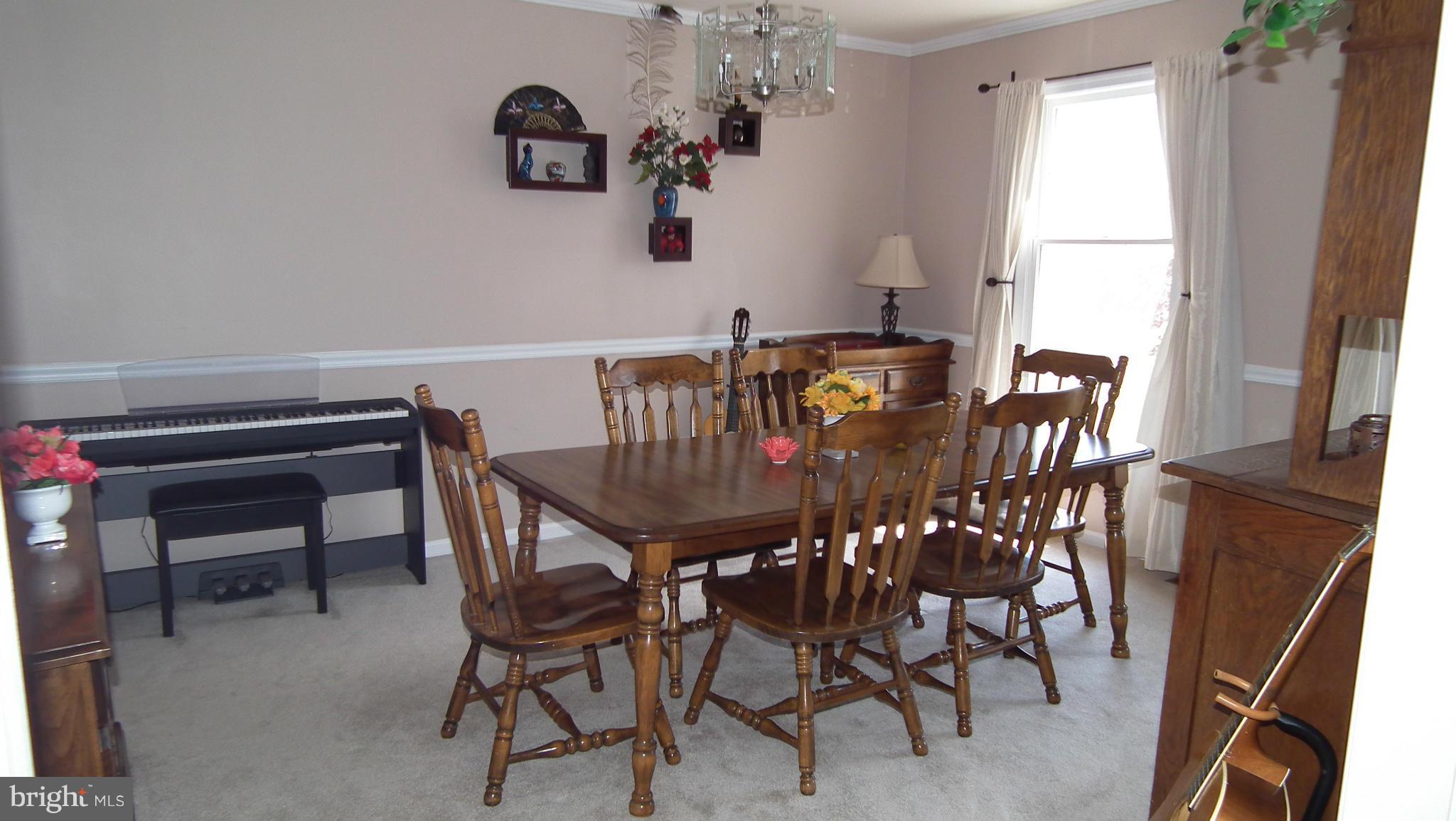 4700 Catharpin Road Gainesville, VA 20155 - Photo 10 of 27 Dining Room