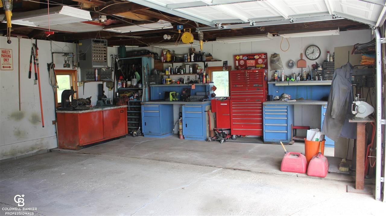 3399 Sheridan Road Emmett, MI 48022 - Photo 40 of 43 2.5 PLUS GARAGE
