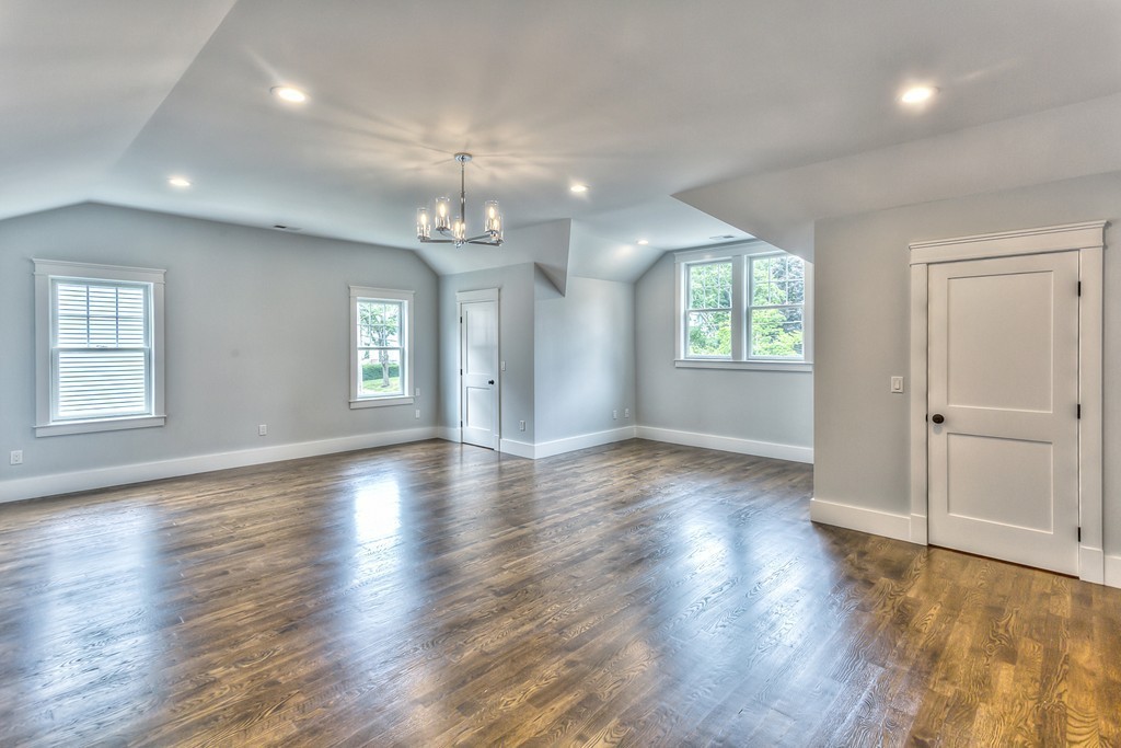 42 Peacedale Road Needham, MA 02492 - Photo 15 of 30 Gallery Image 15