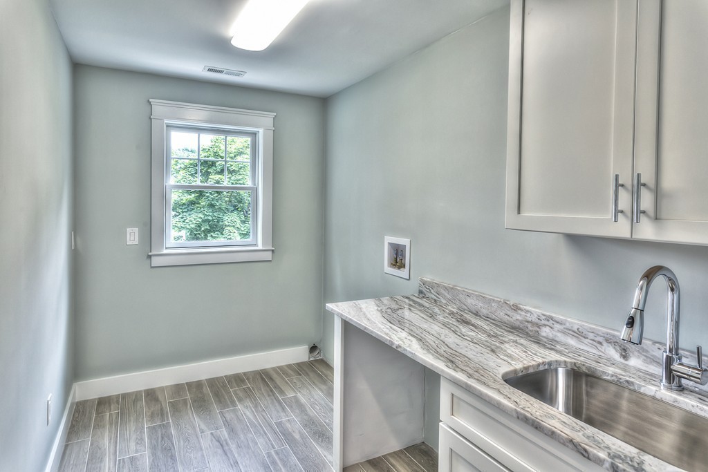 42 Peacedale Road Needham, MA 02492 - Photo 24 of 30 Gallery Image 24