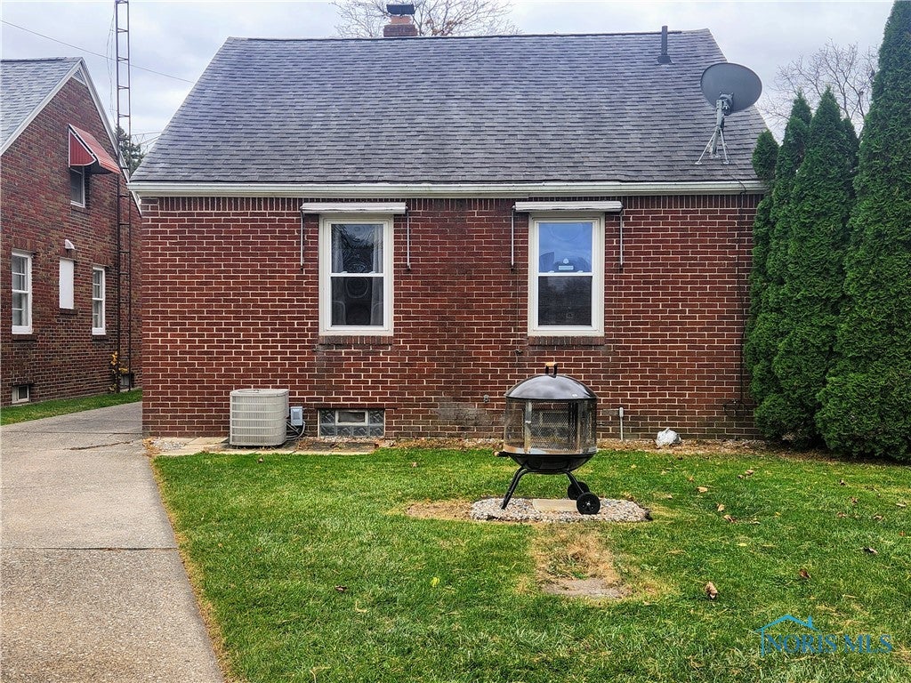 4524 Devonshire Road Toledo, OH 43614 - Photo 3 of 16 Gallery Image 3