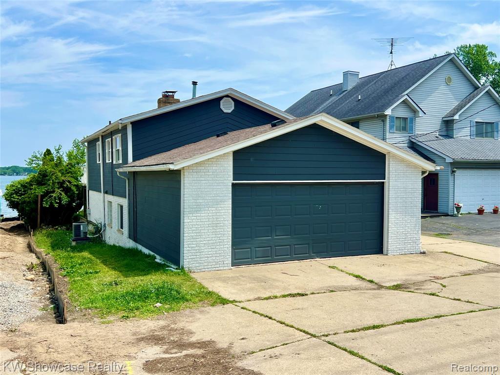 1869 Union Lake Road Commerce Township, MI 48382 - Photo 4 of 32