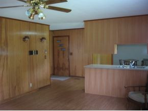 304 Lee Erwin, TN 37650 - Photo 7 of 8 DenDining