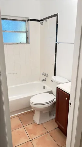 $650,000 | 4760 Southwest 66th Terrace, Davie, FL 33314