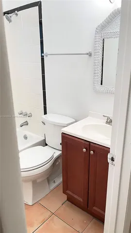 $650,000 | 4760 Southwest 66th Terrace, Davie, FL 33314