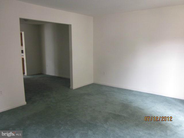 7106 Ruthgreen Road Baltimore, MD 21244 - Photo 17 of 19 Family Room