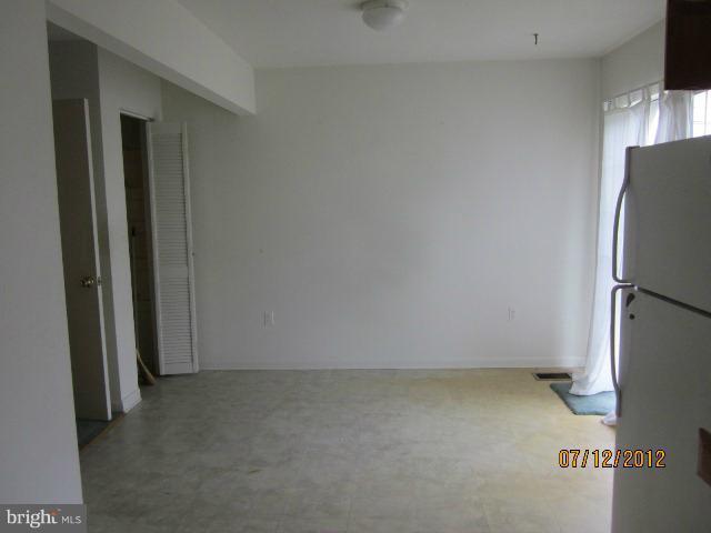 7106 Ruthgreen Road Baltimore, MD 21244 - Photo 3 of 19 Breakfast Room