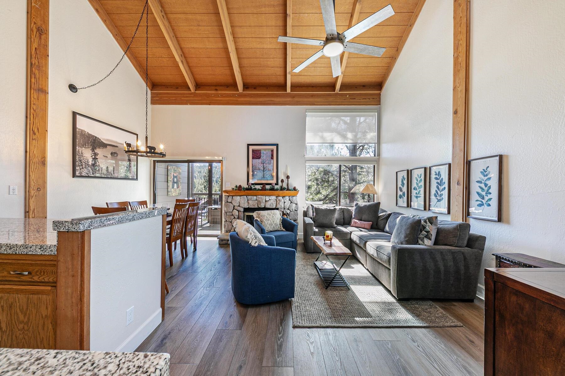 6092 Rocky Point Truckee, CA 96161 - Photo 5 of 27 a living room with furniture and a wooden floor