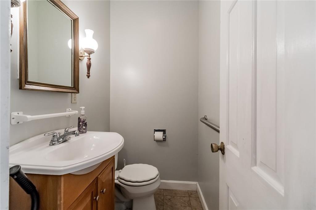383 Falmouth Road Windham, ME 04062 - Photo 10 of 32 Photo