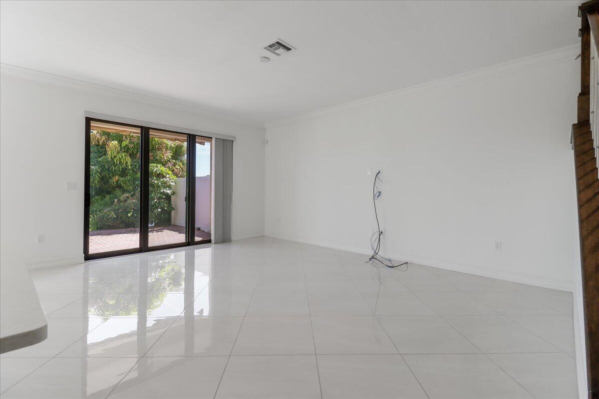 10098 Akenside Drive Boca Raton, FL 33428 - Photo 14 of 41 IMG_4086