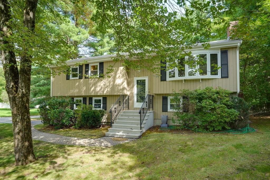 61 Valentine Road Northborough, MA 01532 - Photo 1 of 31 Gallery Image 1