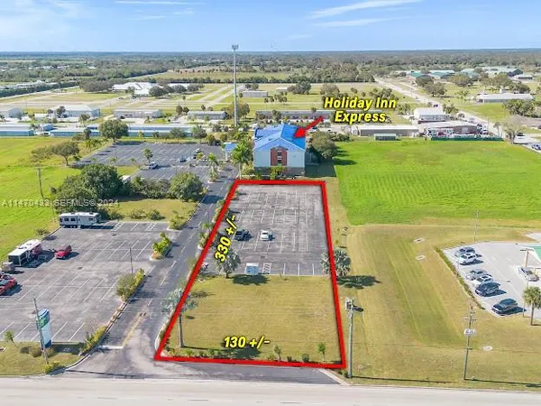 $850,000 | 201 South Parrott Avenue, Okeechobee, FL 34974
