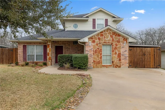 $274,900 | 3811 Caleb Court, Bryan, TX 77803