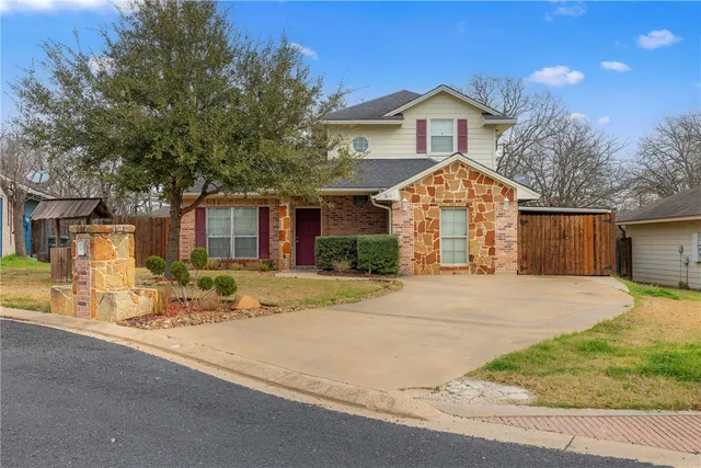$274,900 | 3811 Caleb Court, Bryan, TX 77803