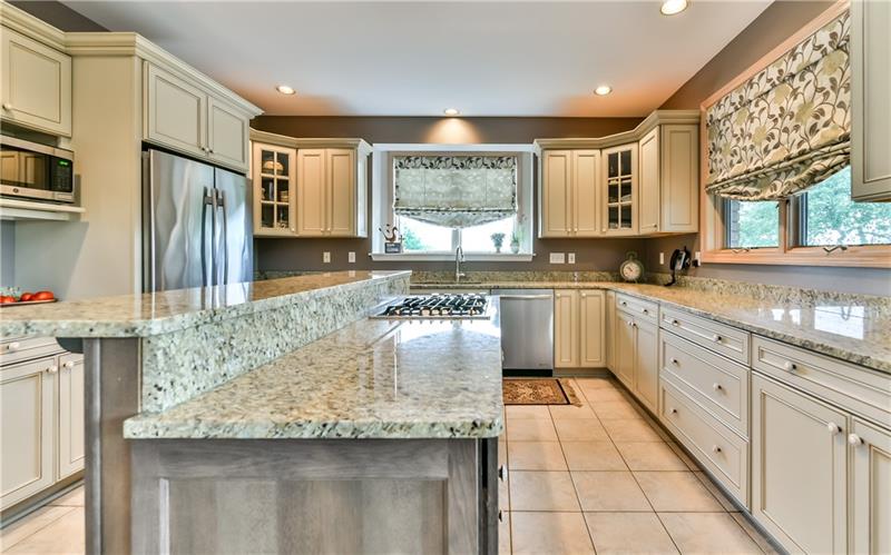 207 Huch Farm Road Mars, PA 16046 - Photo 5 of 24