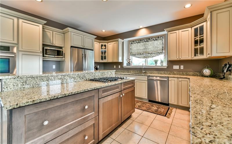 207 Huch Farm Road Mars, PA 16046 - Photo 6 of 24
