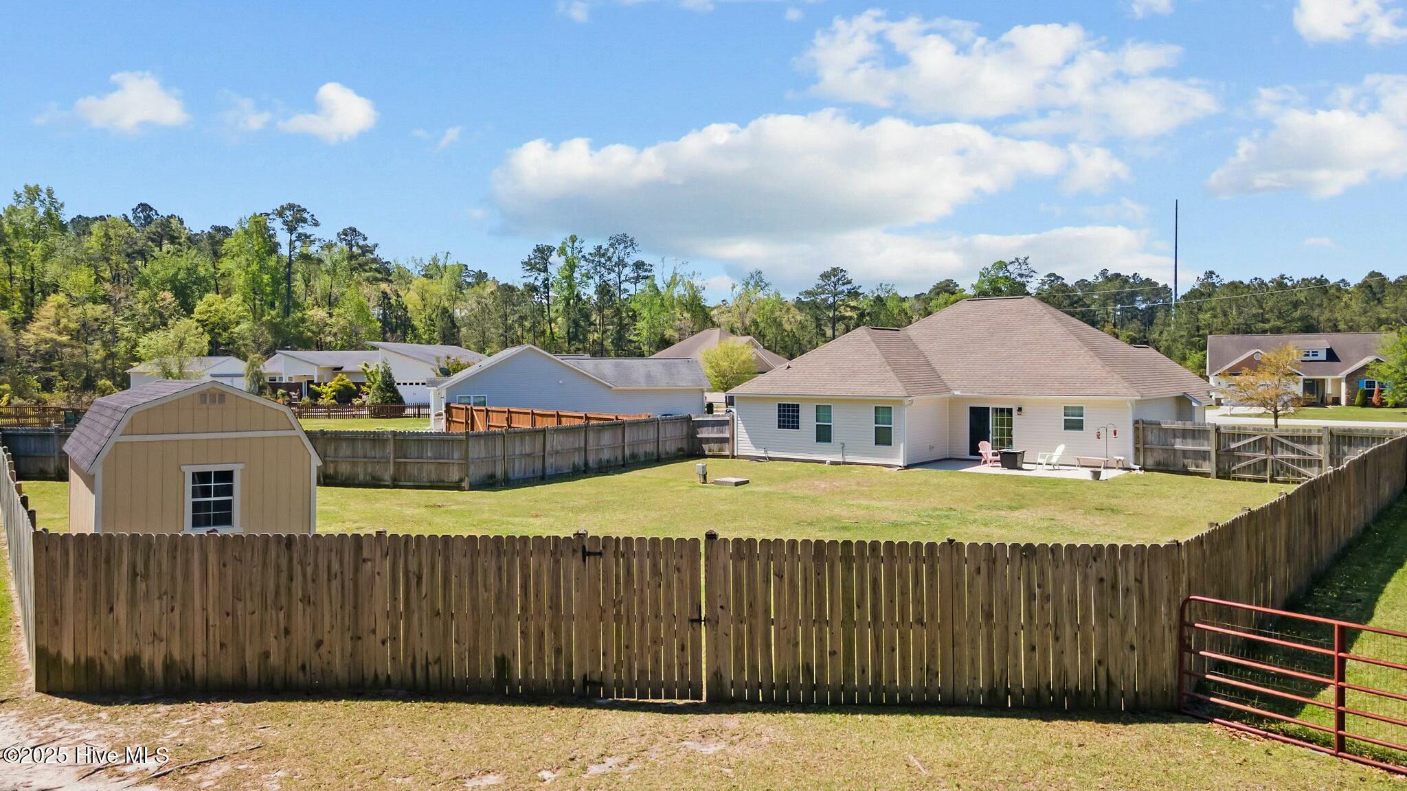 111 Apple Drive Havelock, NC 28532 - Photo 2 of 44 Back yard