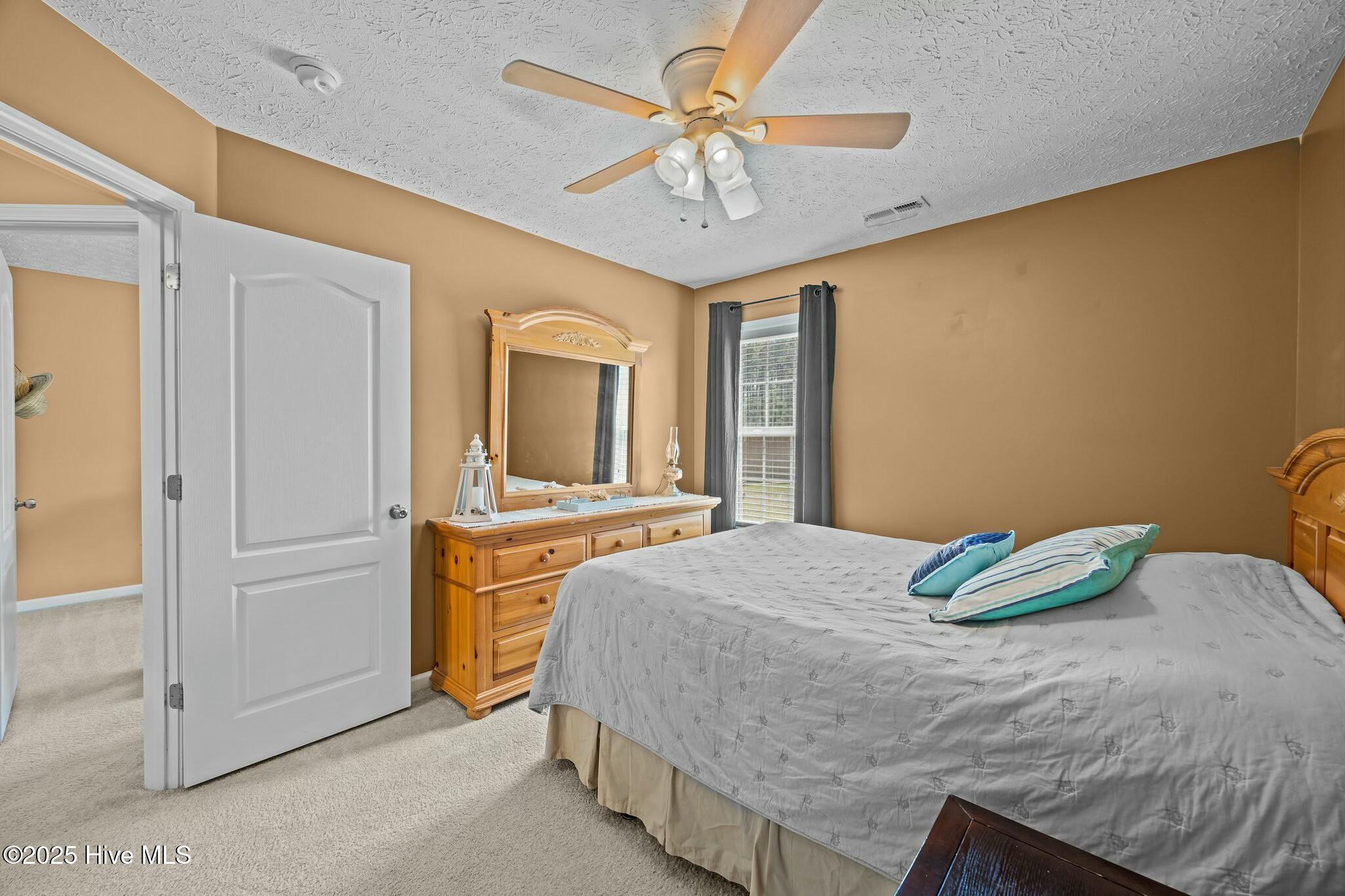 111 Apple Drive Havelock, NC 28532 - Photo 23 of 44 Second Bedroom
