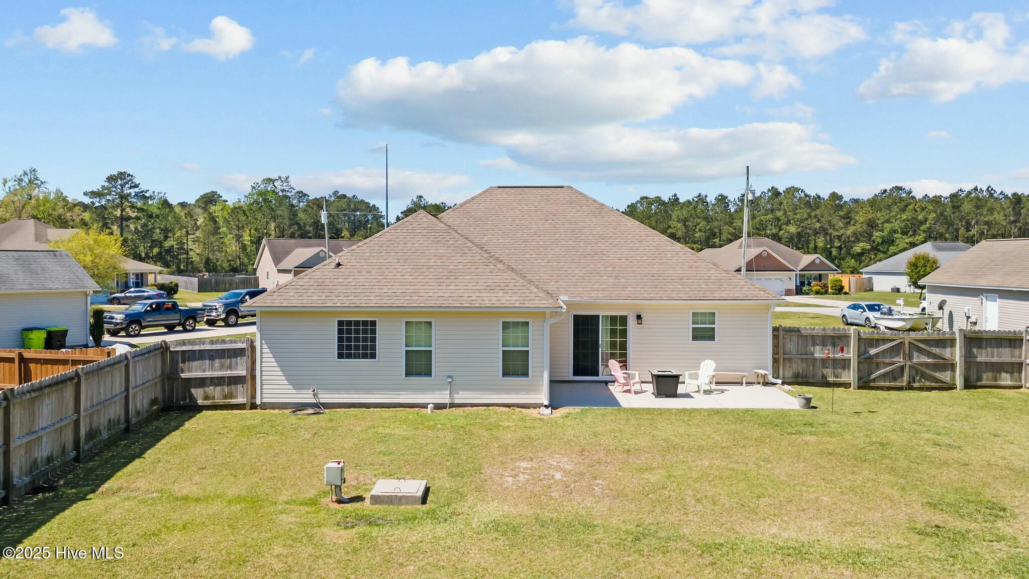 111 Apple Drive Havelock, NC 28532 - Photo 3 of 44 Back yard