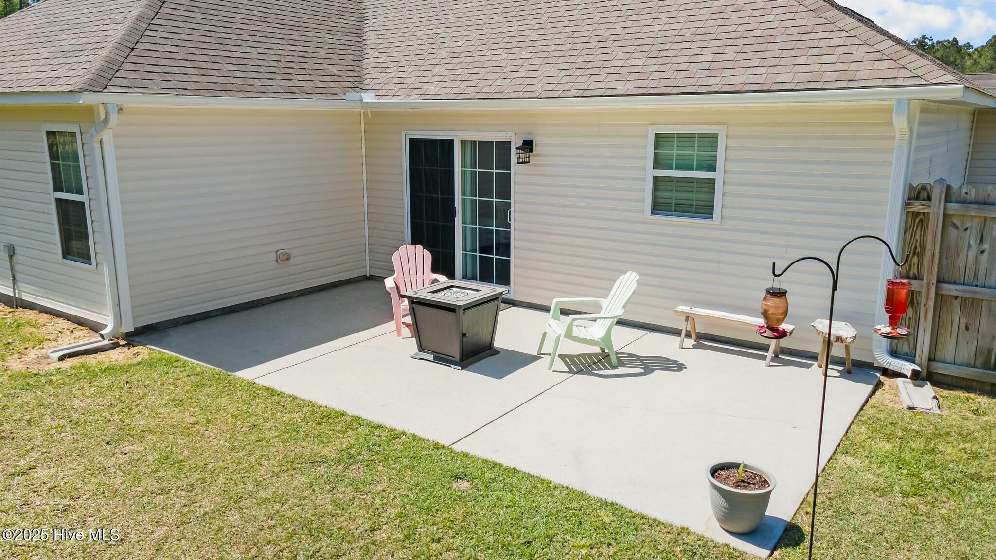 111 Apple Drive Havelock, NC 28532 - Photo 40 of 44 Back Patio