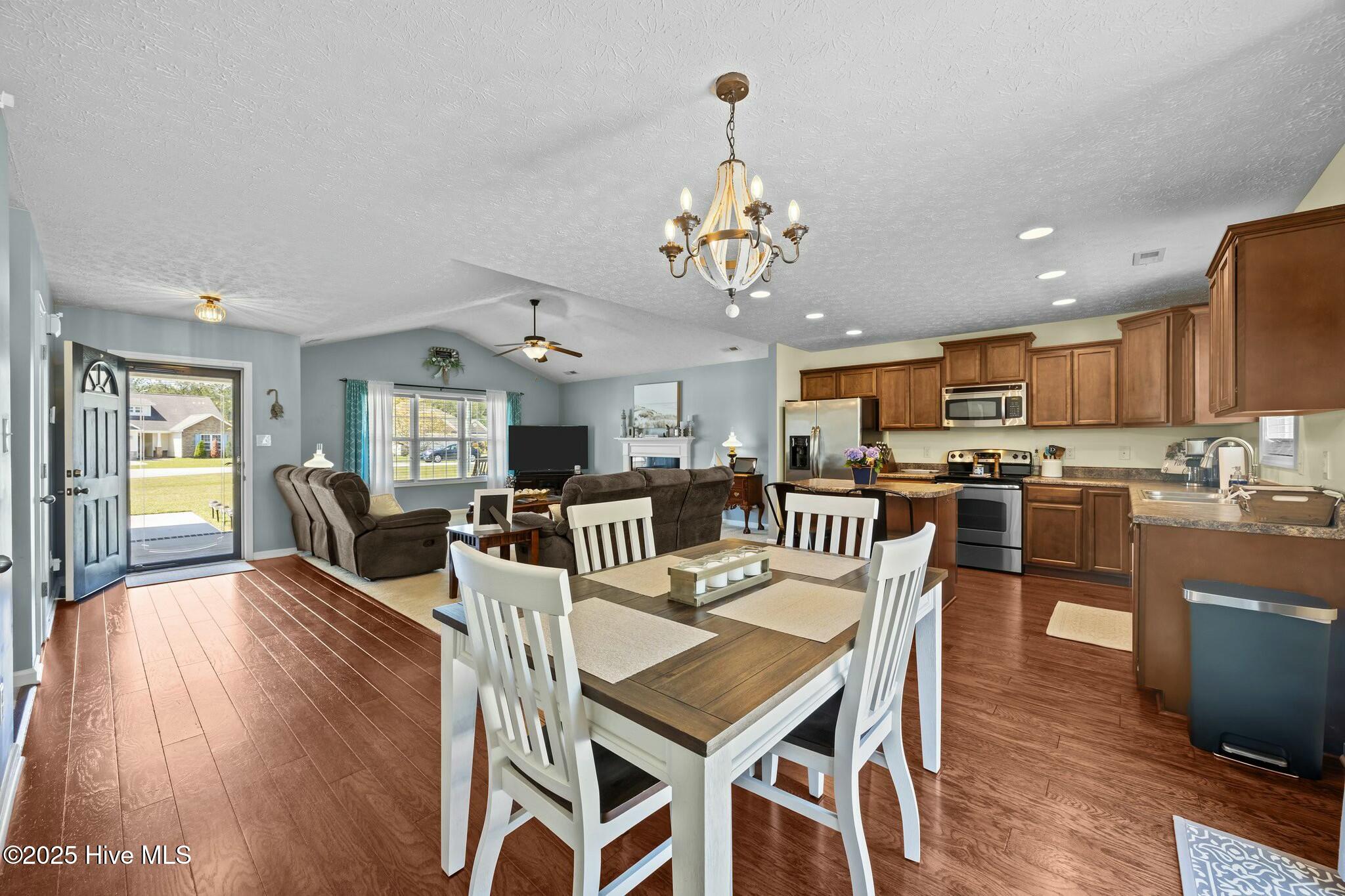 111 Apple Drive Havelock, NC 28532 - Photo 6 of 44 Open Concept