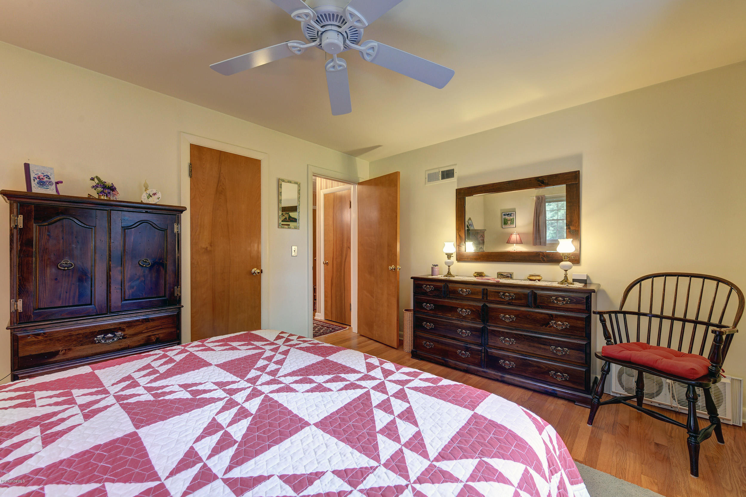21 Valentine Road Pittsfield, MA 01201 - Photo 19 of 32 Bedroom 2