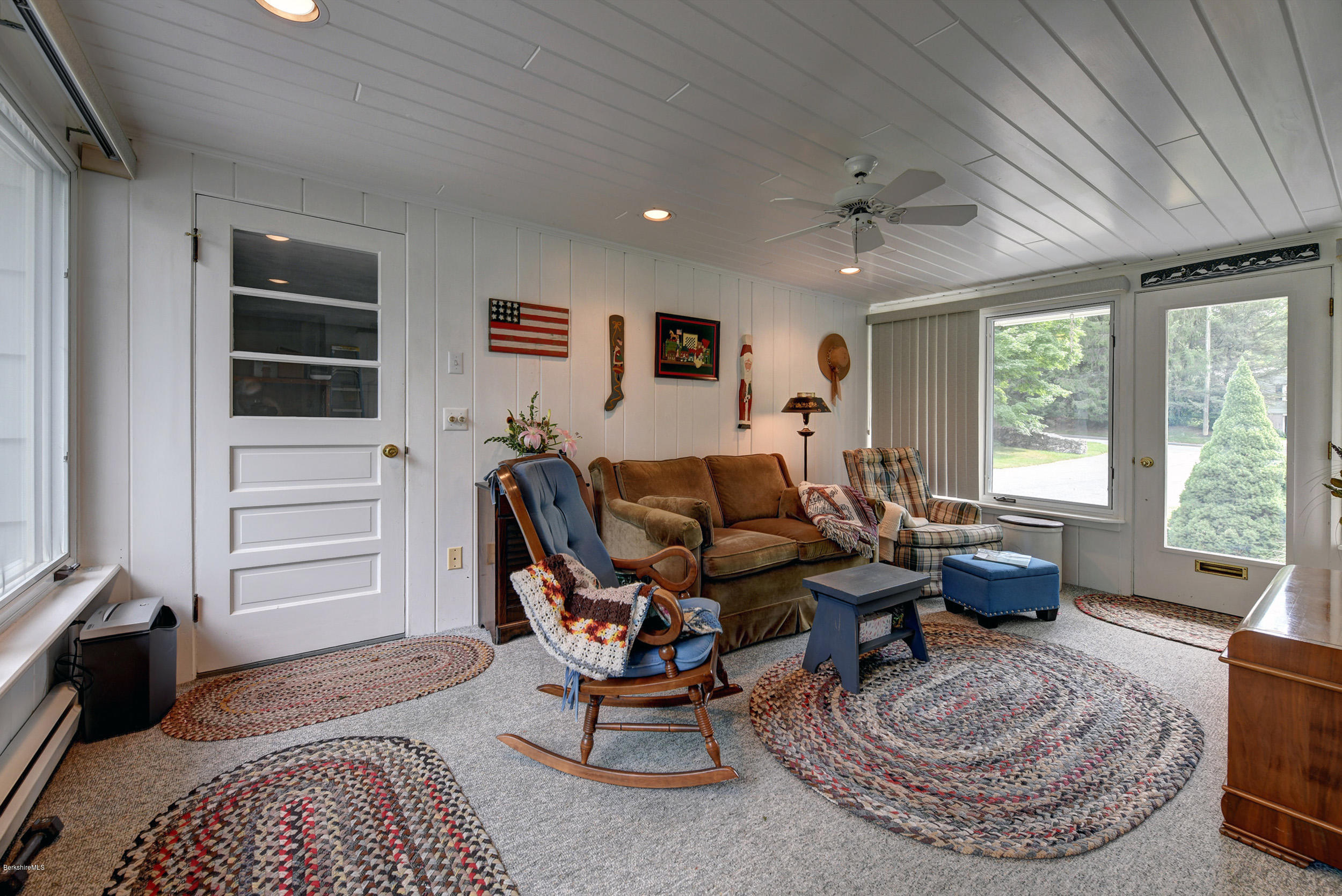 21 Valentine Road Pittsfield, MA 01201 - Photo 25 of 32 Breezeway