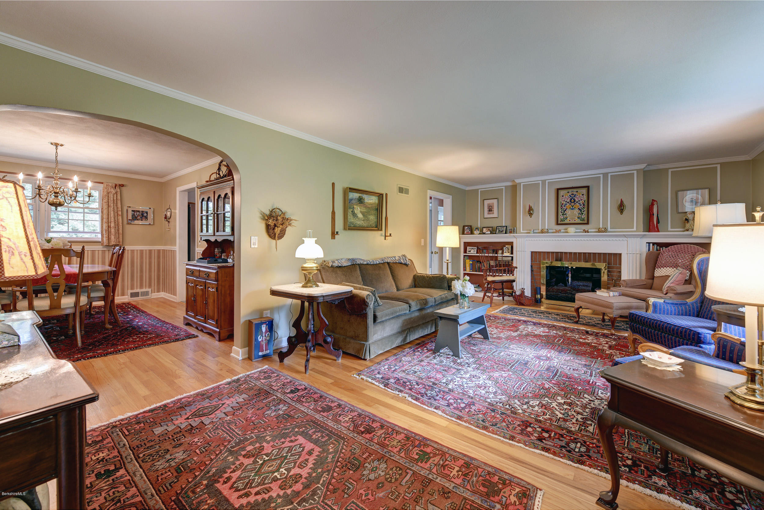 21 Valentine Road Pittsfield, MA 01201 - Photo 8 of 32 Living Open to Dining